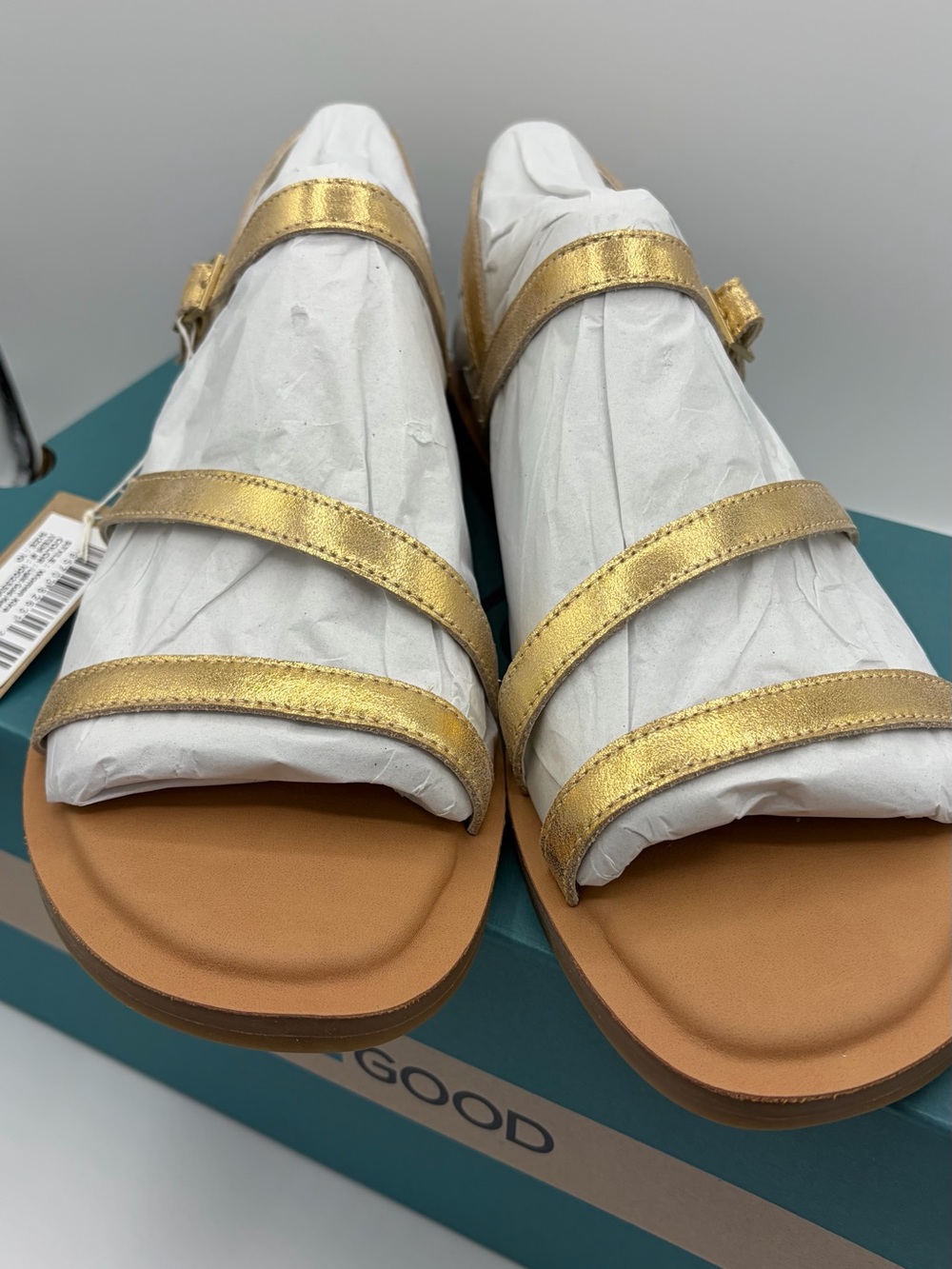Toms Metallic Gold Leather Kira Sandal - Picture 3 of 8